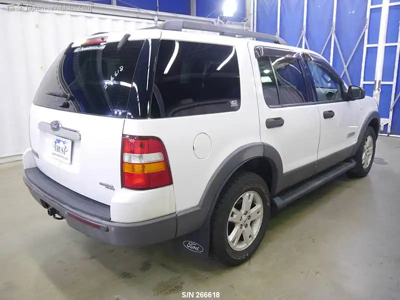 FORD EXPLORER XLT Excrusive 2006 S/N 266618 Used for sale |  JapaneseVehicles.com